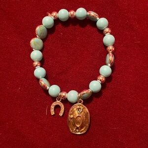 Bracelet with cowgirl hat
